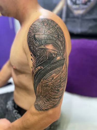 Bucanerotattoo - Estudio de tatuajes en Brion