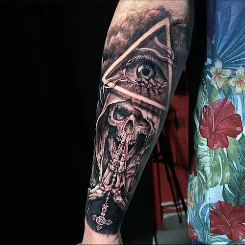 The Cult tattoo Studio Ourense - Estudio de tatuajes en Ourense