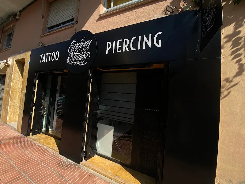 Encinas Tattoo & Piercing