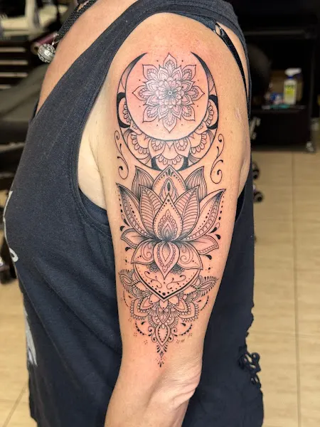 InkBro Community Tattoo Studio - Almería