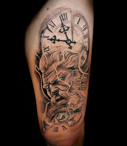 Studio Tattoo Krystian - Garrucha