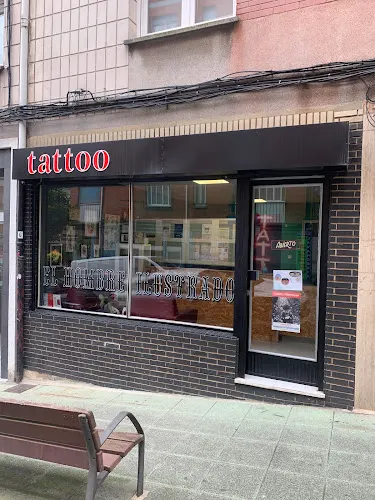 EL HOMBRE ILUSTRADO TATTOO