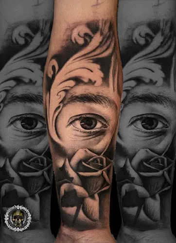 Rebelion Tattoo - Estudio de tatuajes en Badajoz