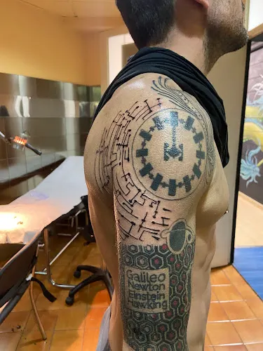 Seven Seas Tattoo & Piercing - Santa Coloma de Gramenet