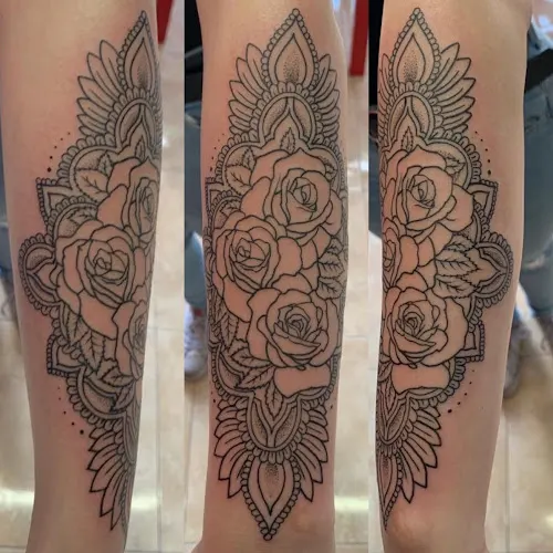 El Santo Tattoo Piercing Workshop