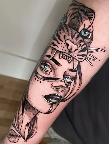 BLACK PEONY TATTOO STUDIO - Estudio de tatuajes en Gavá, eliminación de tatuajes