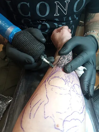 Arlequín Tattoo Calella - Calella