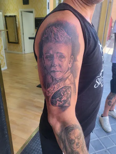 Royal Bang Tattoo Estudio