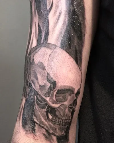 Sailor's Grave Tattoo Studio