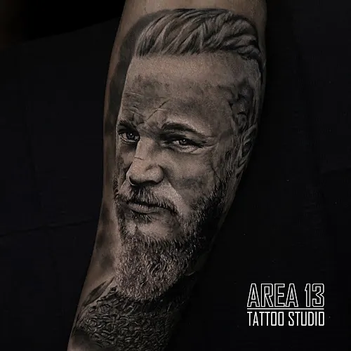 Area 13 Tattoo Studio - Estudio de tatuajes en Ciudad Real