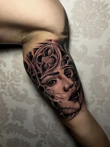 Extreme Ink Tattoo