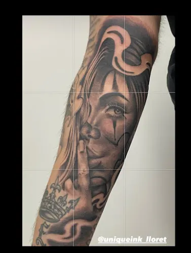Unique Ink Lloret | Tatuajes y Piercings