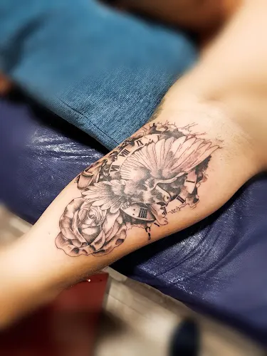 Kingdomtattoo - Estudio de tatuajes en Armilla