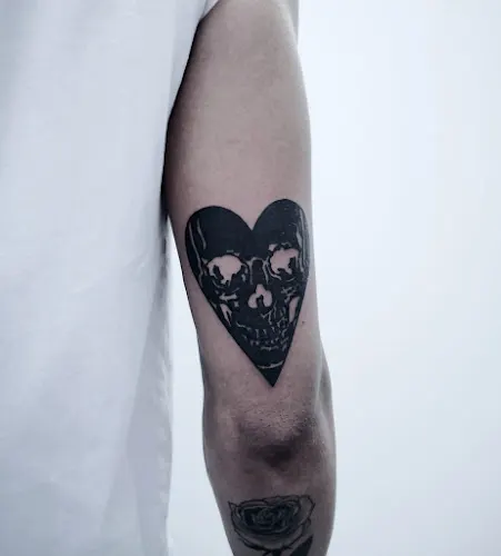 Mala Hierba Tattoo Studio