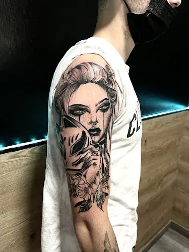 American Barber Tattoo Shop - Peluquería y Tattoos en el Cruce de Arinaga
