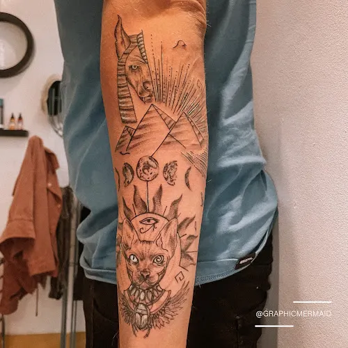 Mermaid tattoo studio - La Oliva