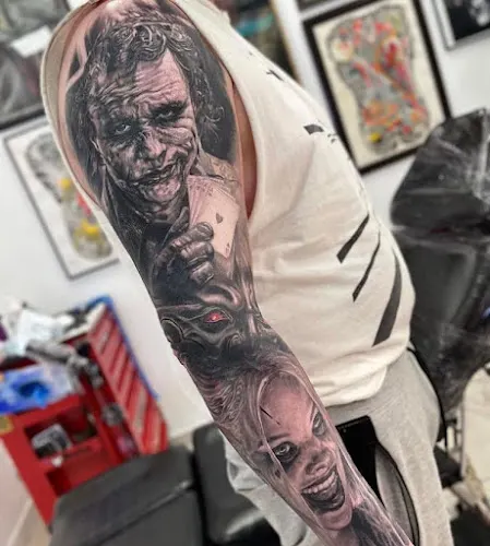Sunset Tattoo Studio