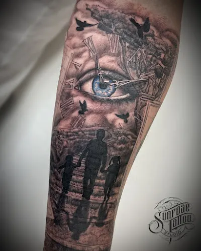 SUNROSE TATTOO STUDIO - Monforte de Lemos