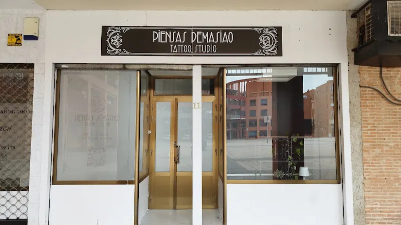 Piensas Demasiao Tattoo