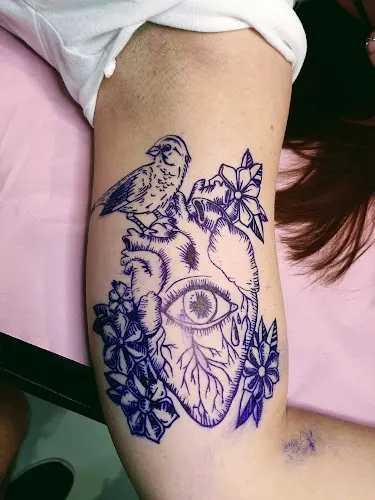 Maldito kharma tattoo studio