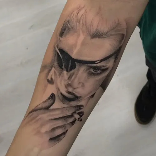 Honey Gloss Tattoo&Beauty