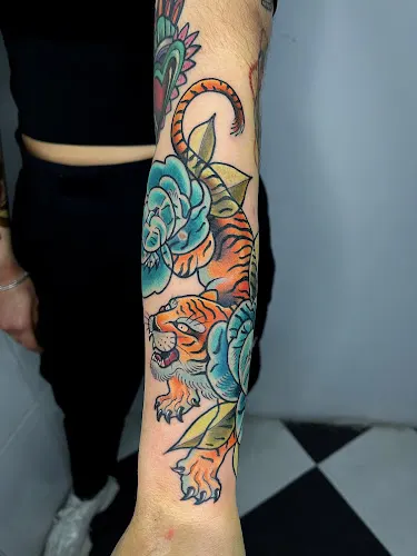 Trece Tattoo | Estudio de Tatuajes en Málaga