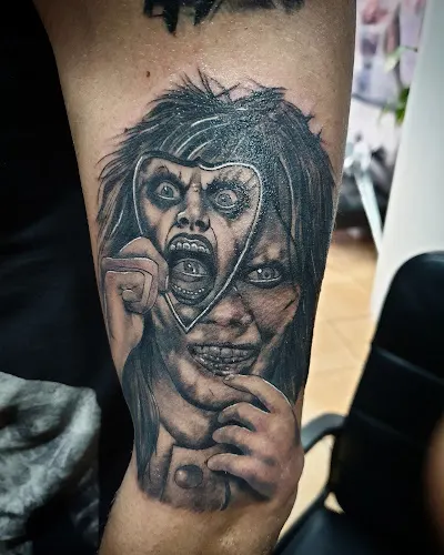 Sinistertattoo - Estudio de tatuajes en Málaga