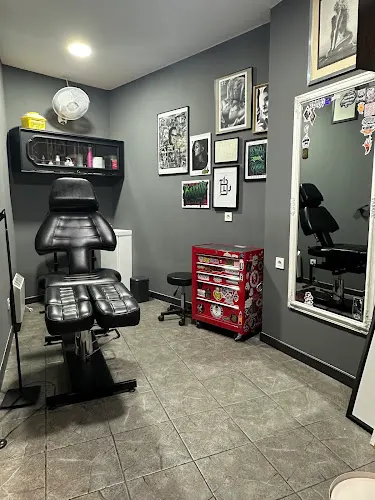 Barrio lindo tattoo studio - Pamplona/Iruna