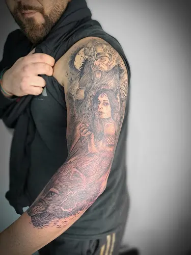 Dani Rodríguez Tattoo & Piercing - Verin