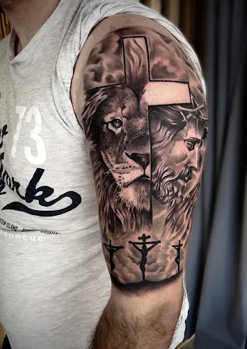PerraGorda Tattoo & Piercing - Tienda de piercings y tatuajes en Vigo