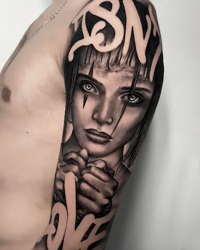 27 ART TATTOO