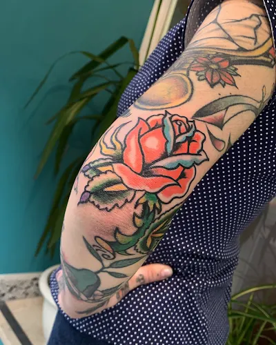 Old Roots Tattoo