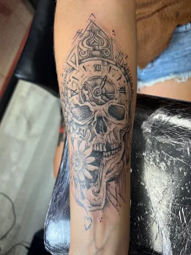 CALAFORNIA TATTOO