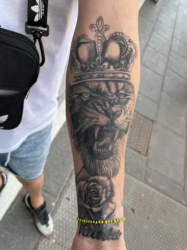 MOKSHA TATTOO Puerto de la Cruz - Estudio de tatuajes en Puerto de la Cruz