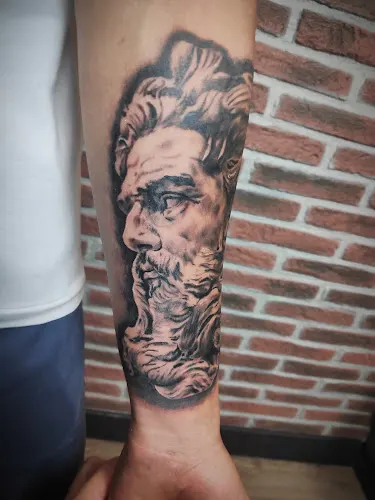 Nerone Tattoo Shop