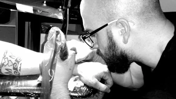 Tortuga Zurda tattoo studio