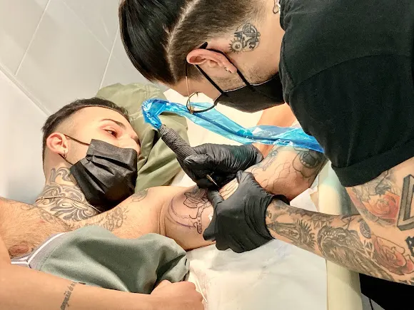 PIERCING LAB • tattoo studio • nails salon • piercing shop •