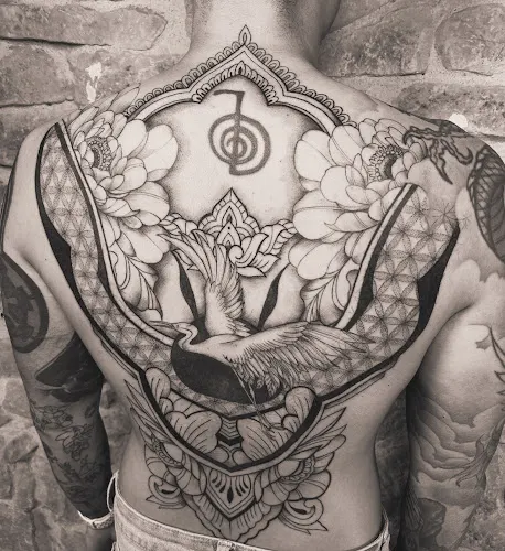 Black Peony Tattoo Bilbao
