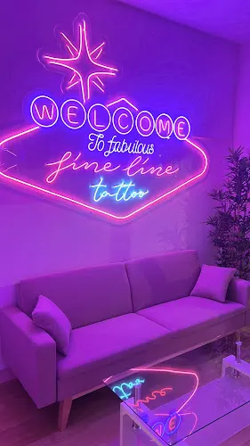 Fine Line Tattoo Studio - Zaragoza